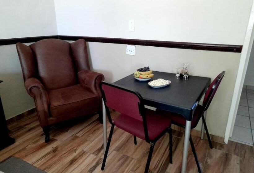 חדר סטנדרט נוף לגינה, Weaver S Nest Country Inn