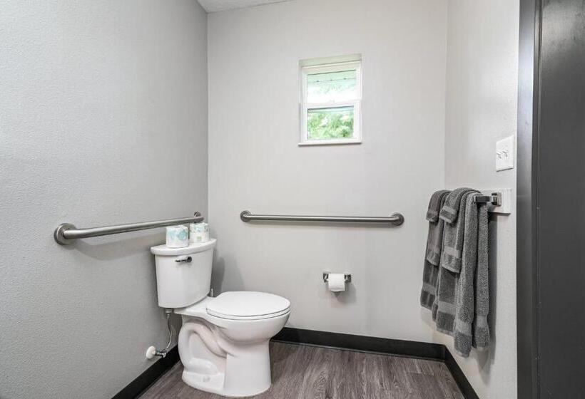 إستوديو ديلوكس, Ocala Suites