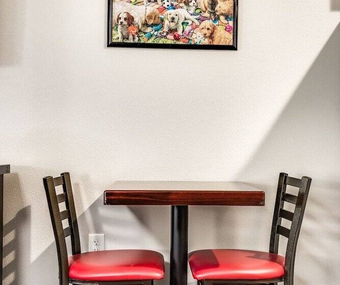 إستوديو ديلوكس, Ocala Suites