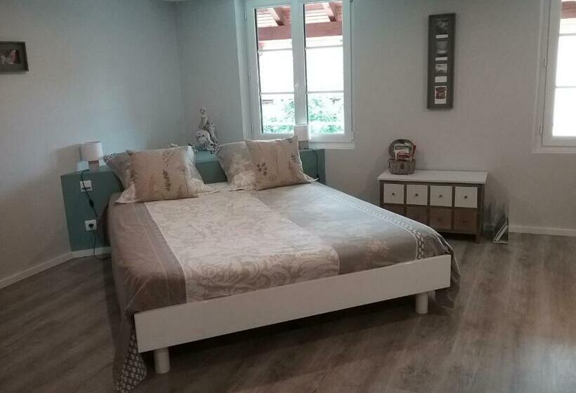 جناح عائلي, Les Colombages