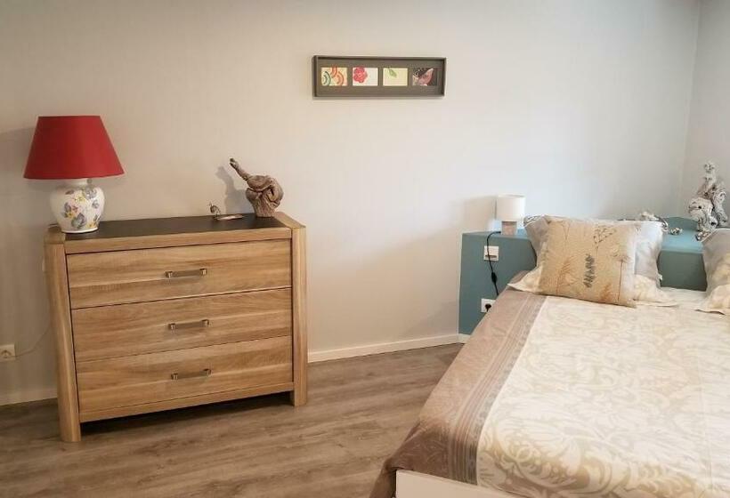 جناح عائلي, Les Colombages