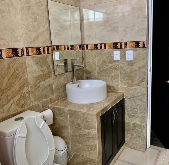 스탠다드 룸 킹사이즈 침대, Boutique Cvc