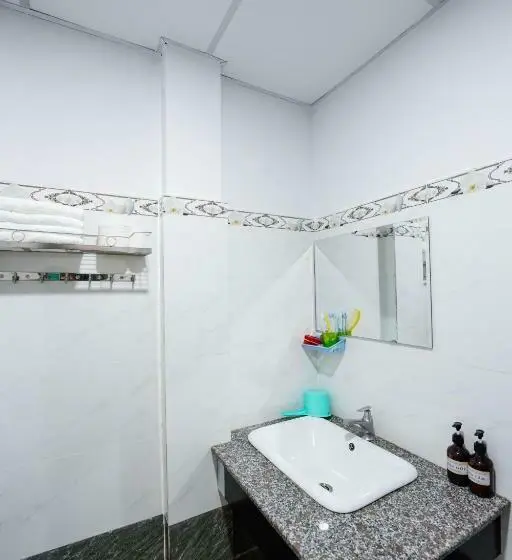 اتاق استاندارد چهار تخته, Thanh Ngoc Motel 2