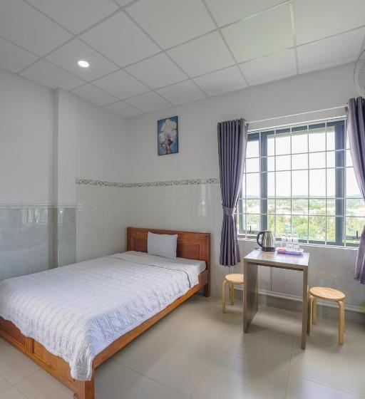 اتاق استاندارد چهار تخته, Thanh Ngoc Motel 2