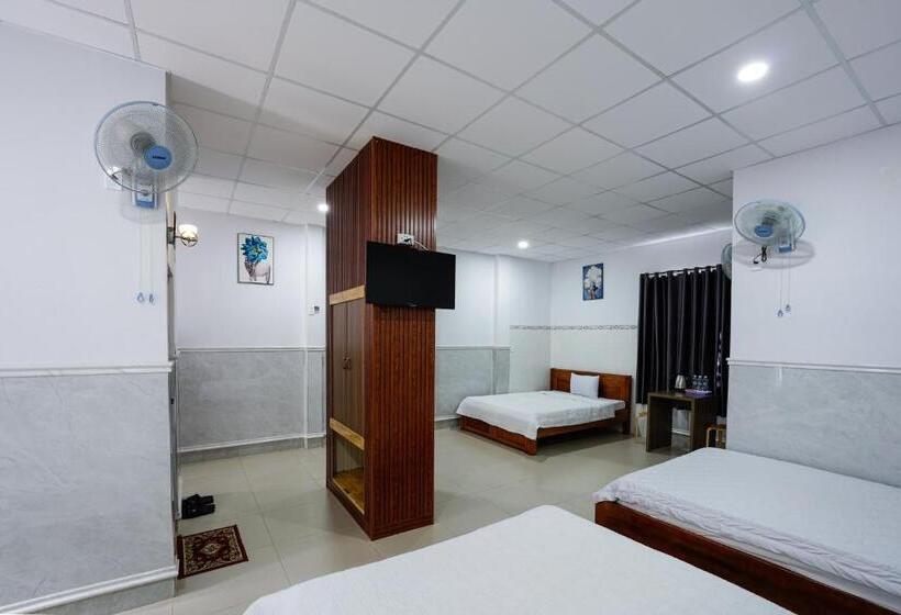 اتاق استاندارد چهار تخته, Thanh Ngoc Motel 2
