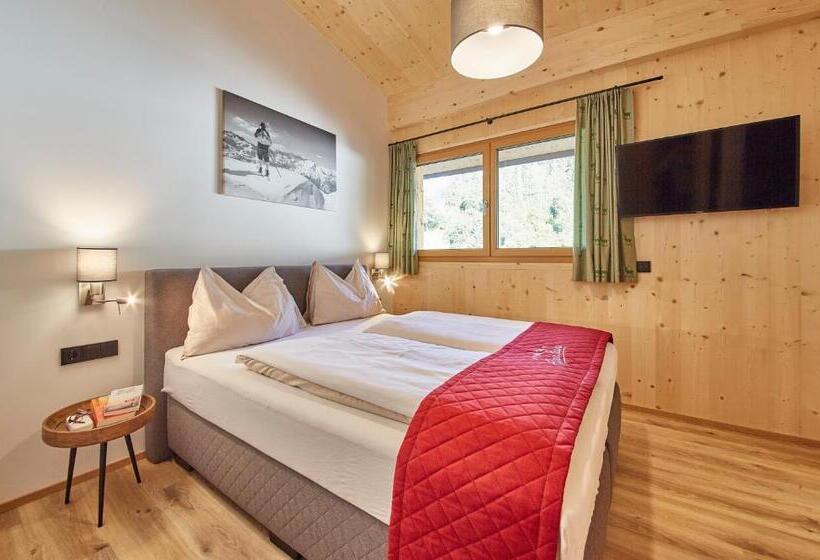 1 Bedroom Penthouse Apartment, Alpenparks Chalet & Apartment Steve Lodge Viehhofen