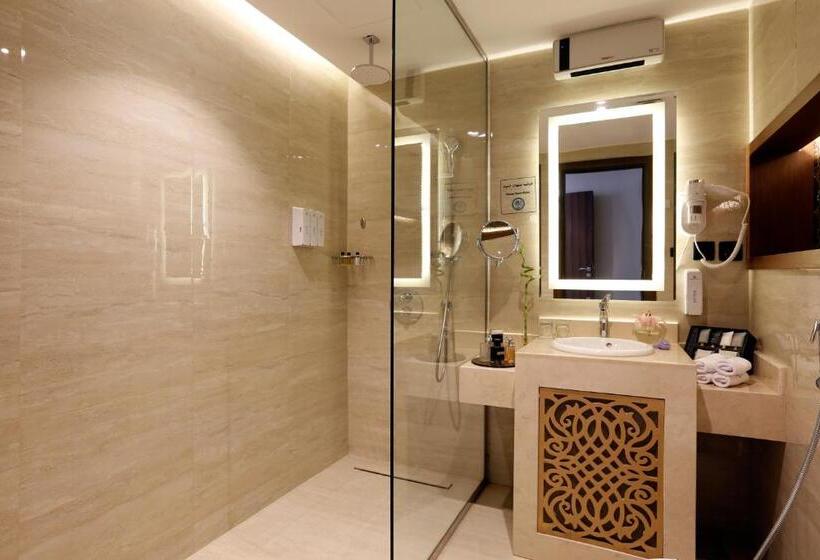 חדר דחוקס עם מיטת קינג, Cantonal Hotel By Warwick