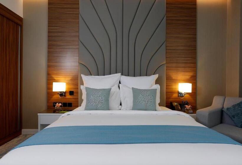 סוויטה, Cantonal Hotel By Warwick