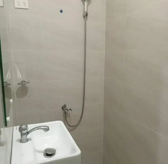 اتاق استاندارد, Avelina Inn
