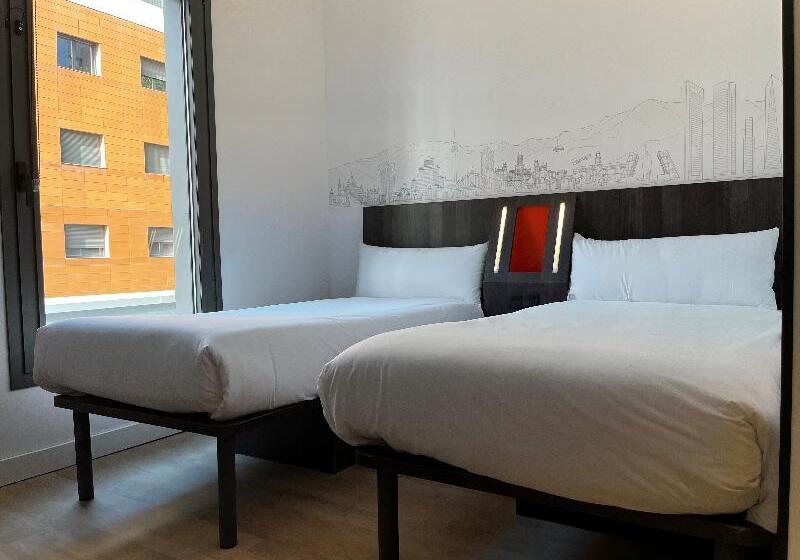 غرفة قياسية, HS Madrid Centro Atocha