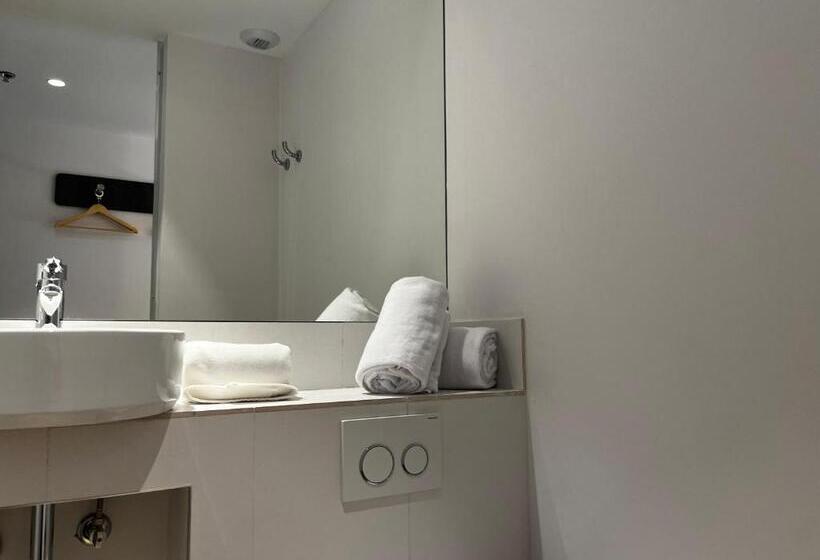 غرفة قياسية, HS Madrid Centro Atocha