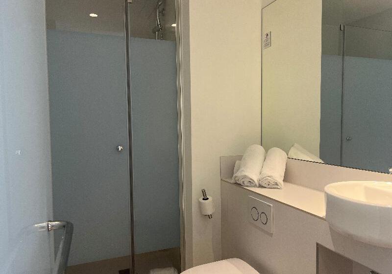 غرفة قياسية, HS Madrid Centro Atocha