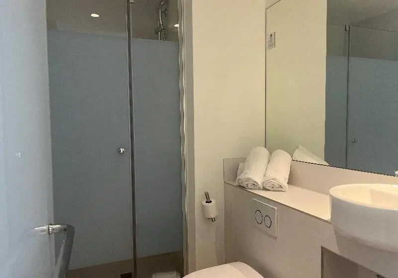 اتاق استاندارد, HS Madrid Centro Atocha