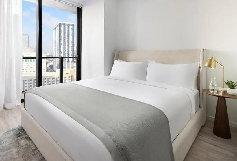 سوئیت با تخت بزرگ, The Elser Hotel Miami, An All Suite