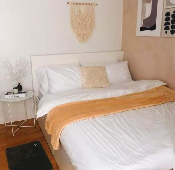 إستديو قياسى مطل على حمام السباحة, Yhanz Z Sea Residences