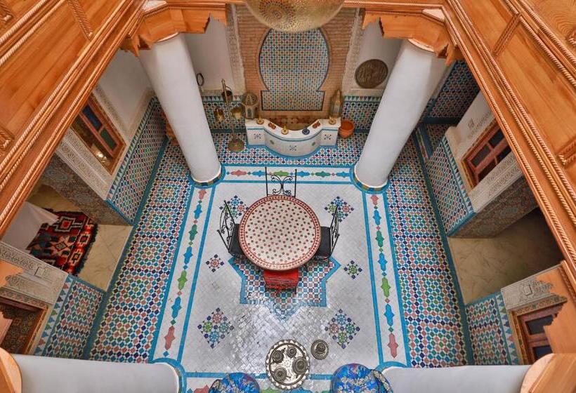 اتاق لوکس سه تخته, Riad Fes Unique