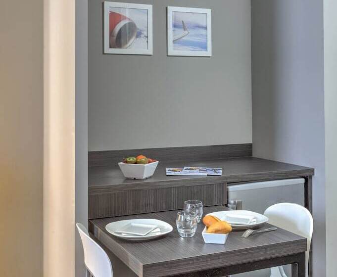 Апартаменты 1 Спальня, Appart City Confort Strasbourg Aéroport