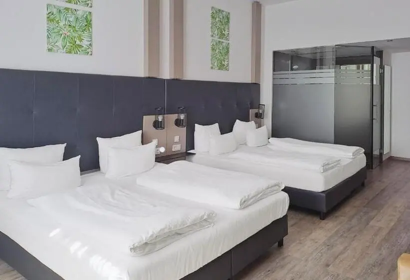 Premium Family Room, Garner Hotel Bremen City by Ihg