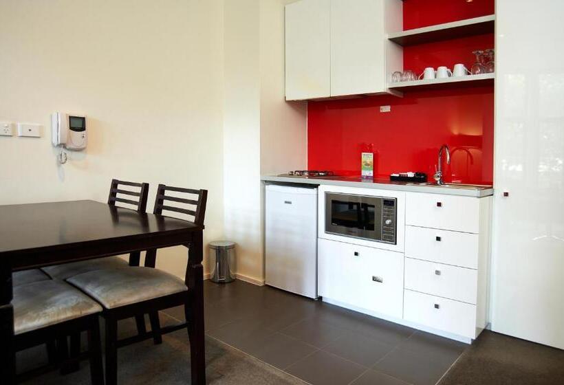 סוויטה משפחתית, City Edge On Elizabeth Apartment