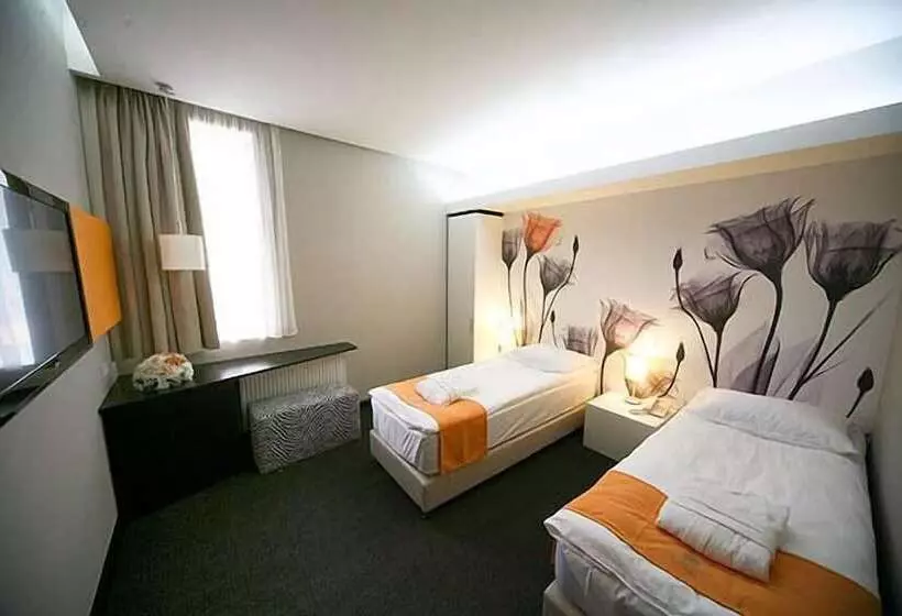 اتاق استاندارد, City Park Hotel By Chm