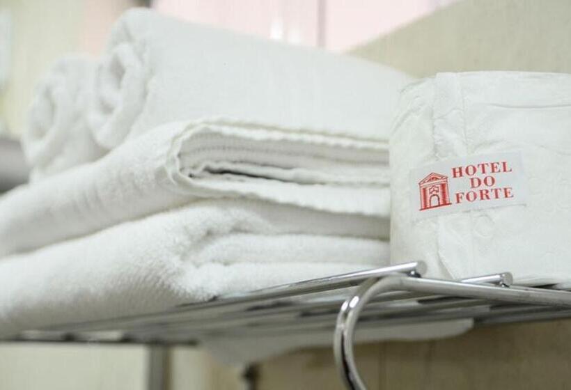 חדר סטנדרט לשלושה, Do Forte