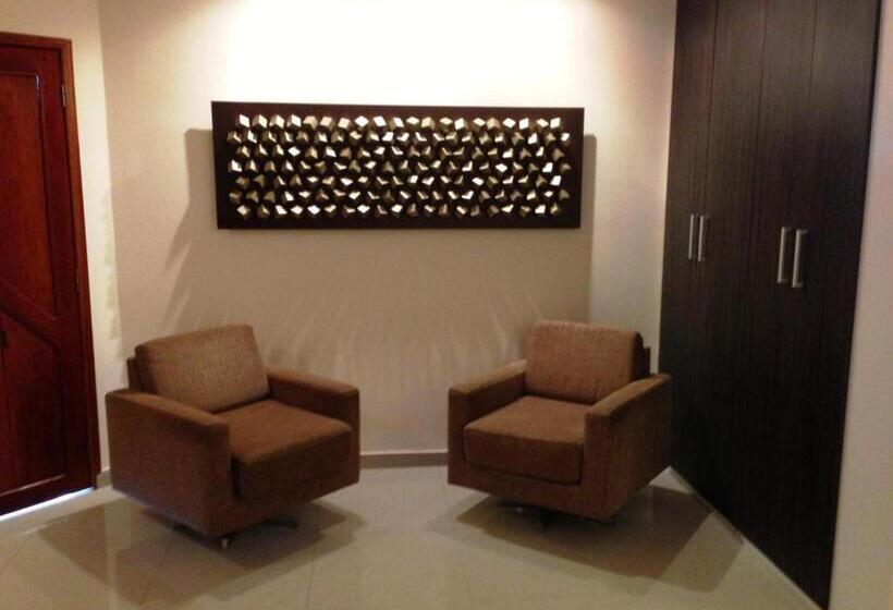 חדר אקזקיוטיב, Do Forte