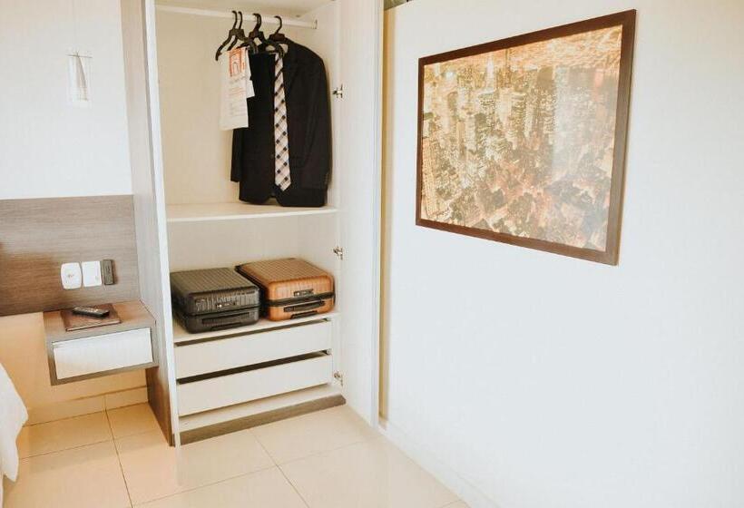 חדר אקזקיוטיב, Do Forte