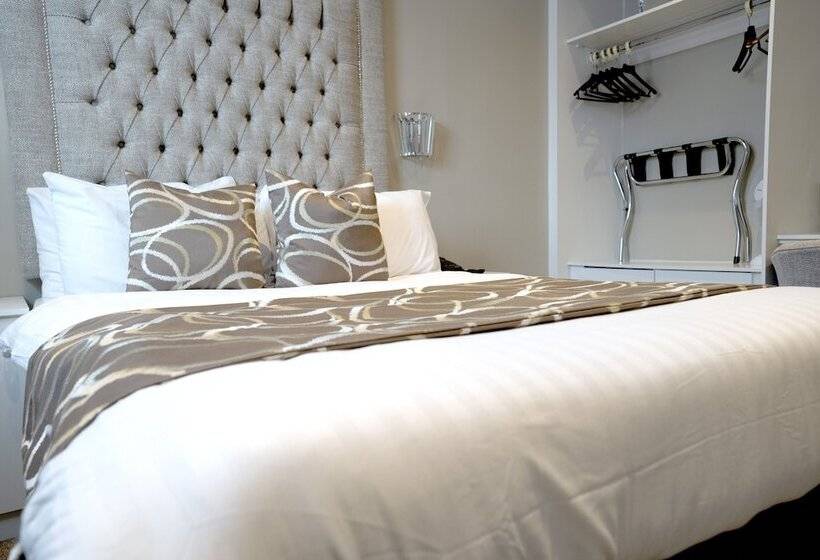 Habitación Estándar, Doric