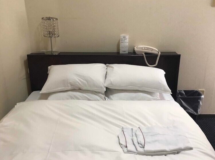 Номер Стандарт, Hiroshima Ekimae Green