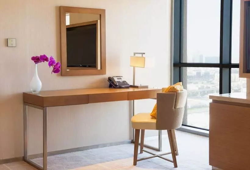 اتاق لوکس, Hyatt Regency Dubai Creek Heights