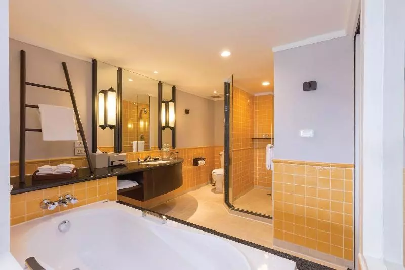 اتاق کلاب, Hyatt Regency Dubai Creek Heights
