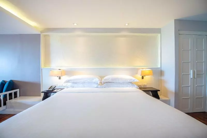 اتاق کلاب, Hyatt Regency Dubai Creek Heights