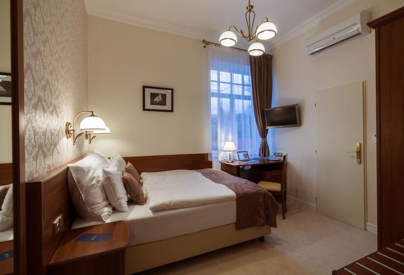 غرفة إقتصادية, Katerina