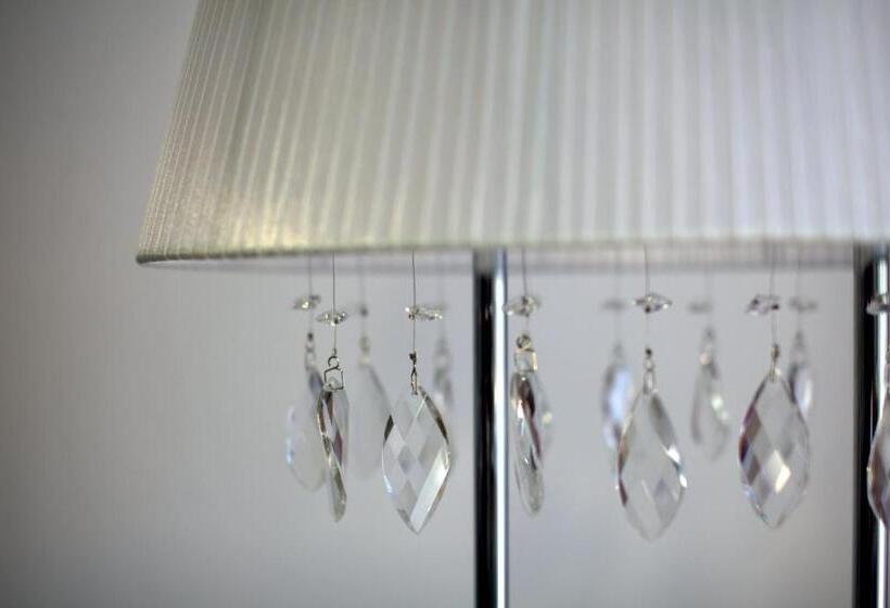 غرفة سوبيريور, Katerina