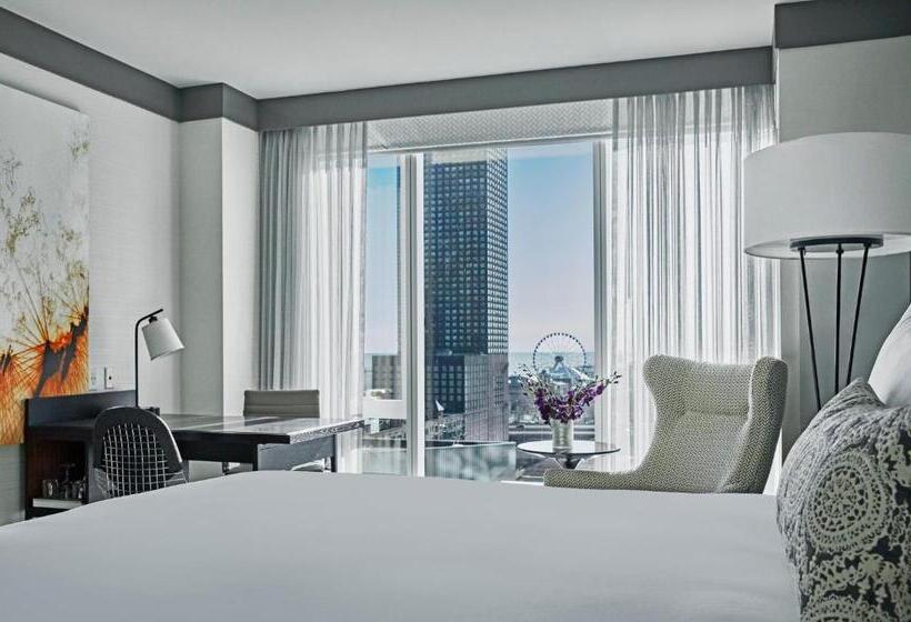 프리미엄 룸, Loews Chicago