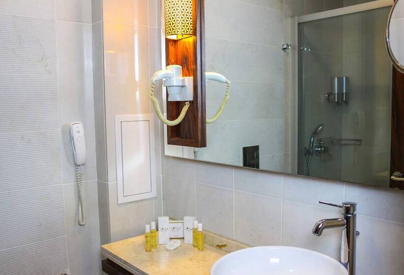 اتاق استاندارد, Midmar Deluxe