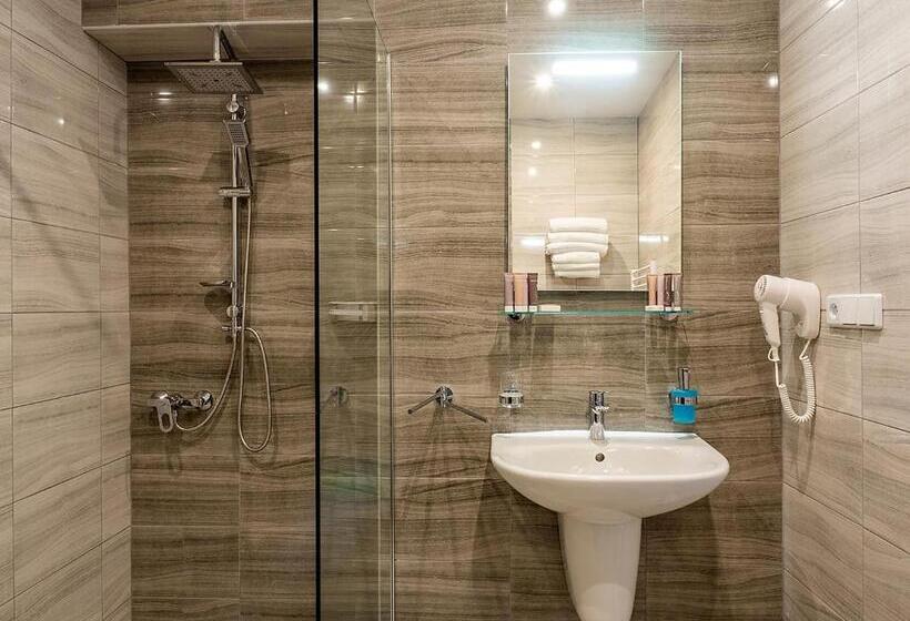 高级套房, Olympia česká Lípa