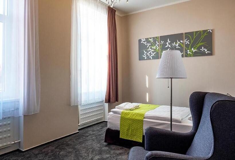 高级套房, Olympia česká Lípa