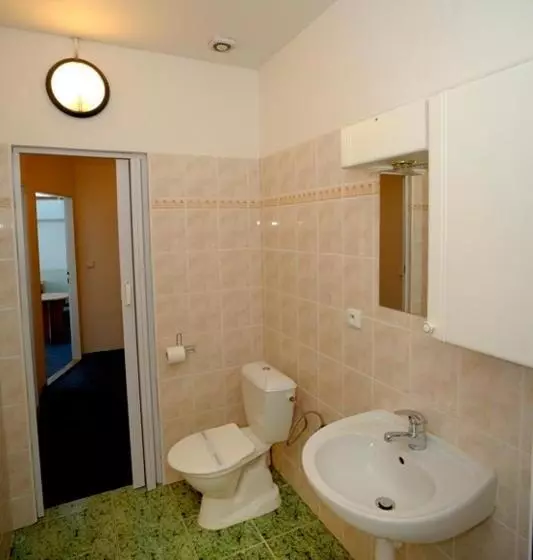 اتاق استاندارد, Penzion šenk Pardubice