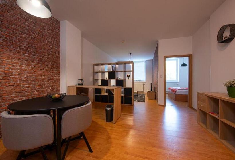 １ベッドルームアパートメント, Spolcentrum