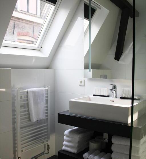 جناح, T Keershuys