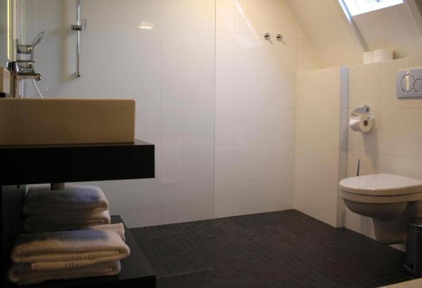 جناح, T Keershuys