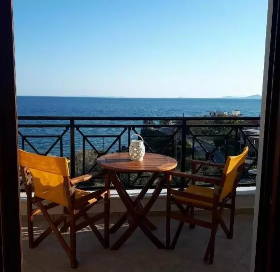 Studio Standard Vue Mer, Thalina