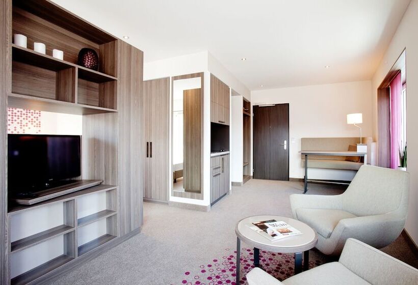 جناح جونيور, Vienna House By Wyndham Zur Bleiche Schaffhausen