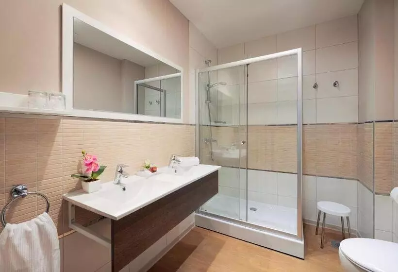 سوئیت با بالکن, Medjugorje Hotel & Spa