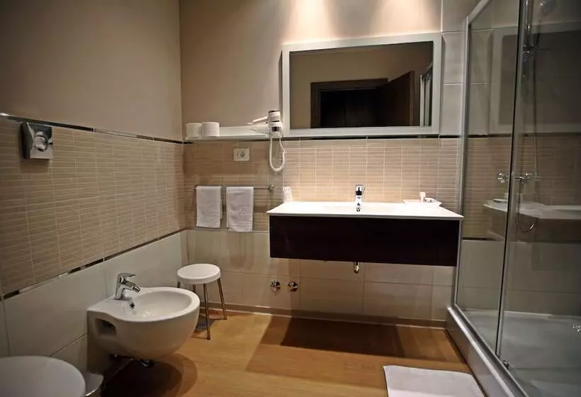 اتاق استاندارد سه نفره, Medjugorje Hotel & Spa