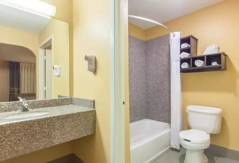 キングサイズベッドのスタンダードルーム, Super 8 By Wyndham Houston/willowbrook Hwy 249