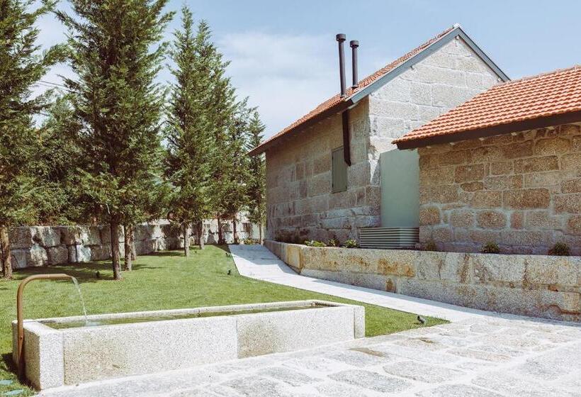 استودیو استاندارد با چشم‌انداز استخر, Oliveiras Village — Agroturismo