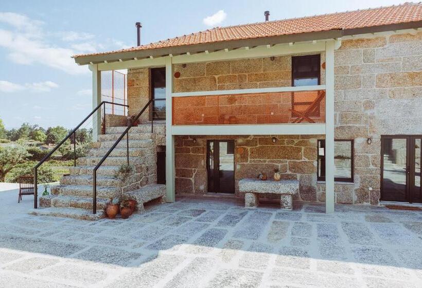 استودیوی استاندارد, Oliveiras Village — Agroturismo