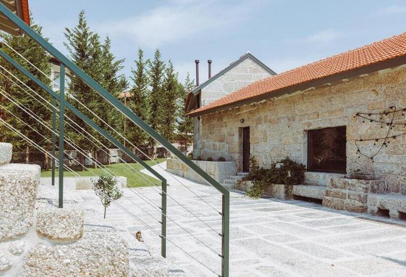 استودیو استاندارد با چشم‌انداز استخر, Oliveiras Village — Agroturismo